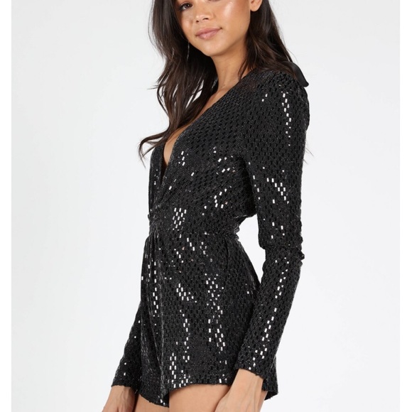 Sparkly Sequined Romper - Picture 3 of 8